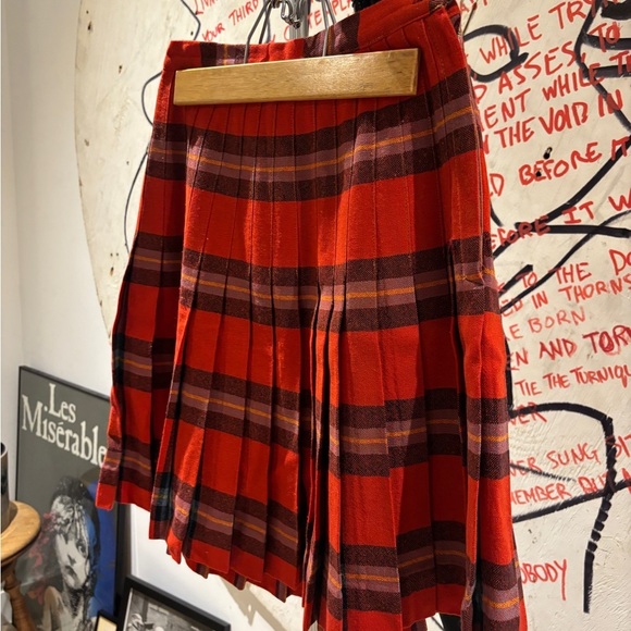 Vintage 60s Red Tartan Plaid Pleated Skirt - Picture 5 of 12